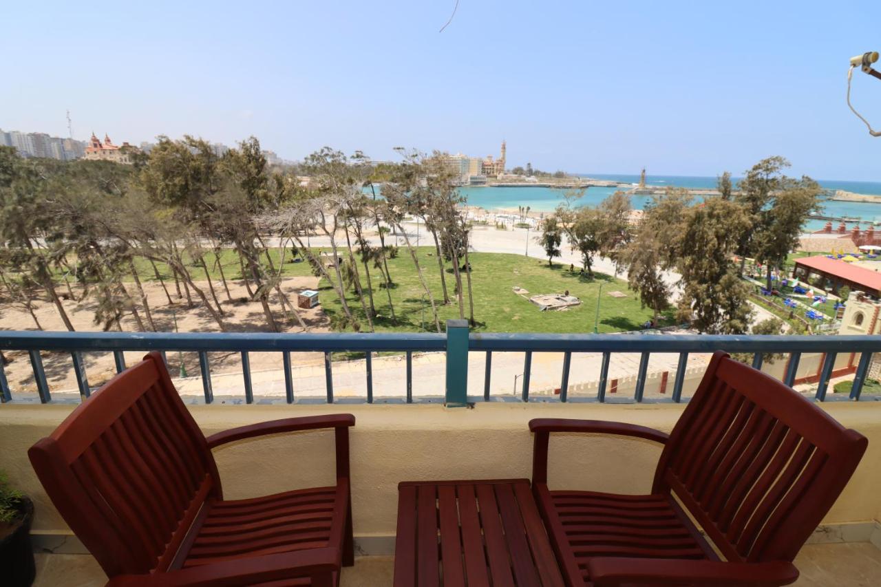 Beach Luxury Mamoura Private Beach 알렉산드리아 외부 사진