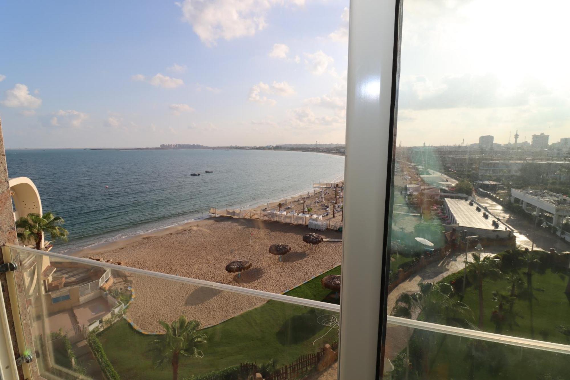 Beach Luxury Mamoura Private Beach 알렉산드리아 외부 사진